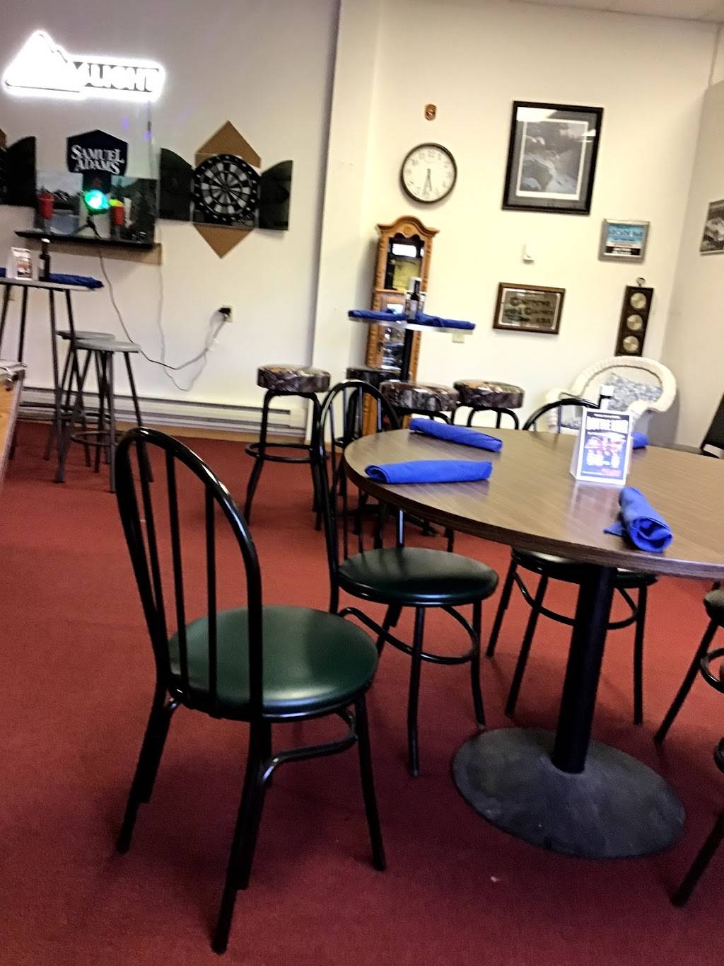 Newell Catering Cafe | restaurant | 124 S Fulton St, Newell, IA 50568, USA | 7122993530 OR +1 712-299-3530