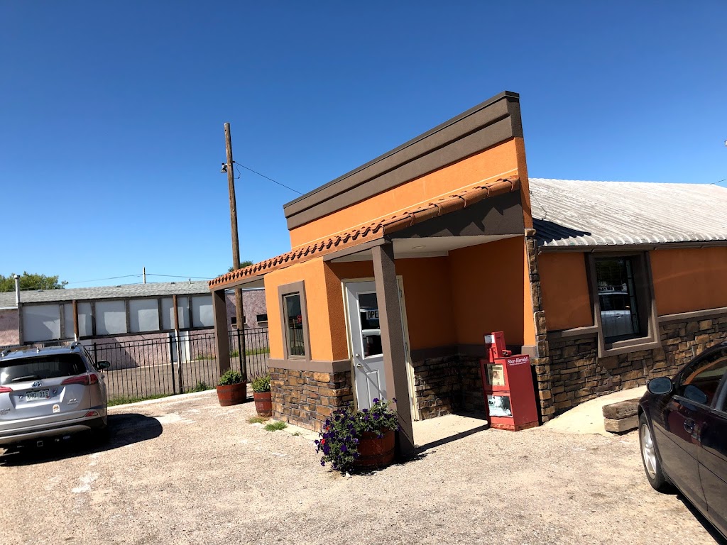 El Molcajete Restaurant | restaurant | 1013 E Overland, Scottsbluff, NE 69361, USA | 3086327301 OR +1 308-632-7301