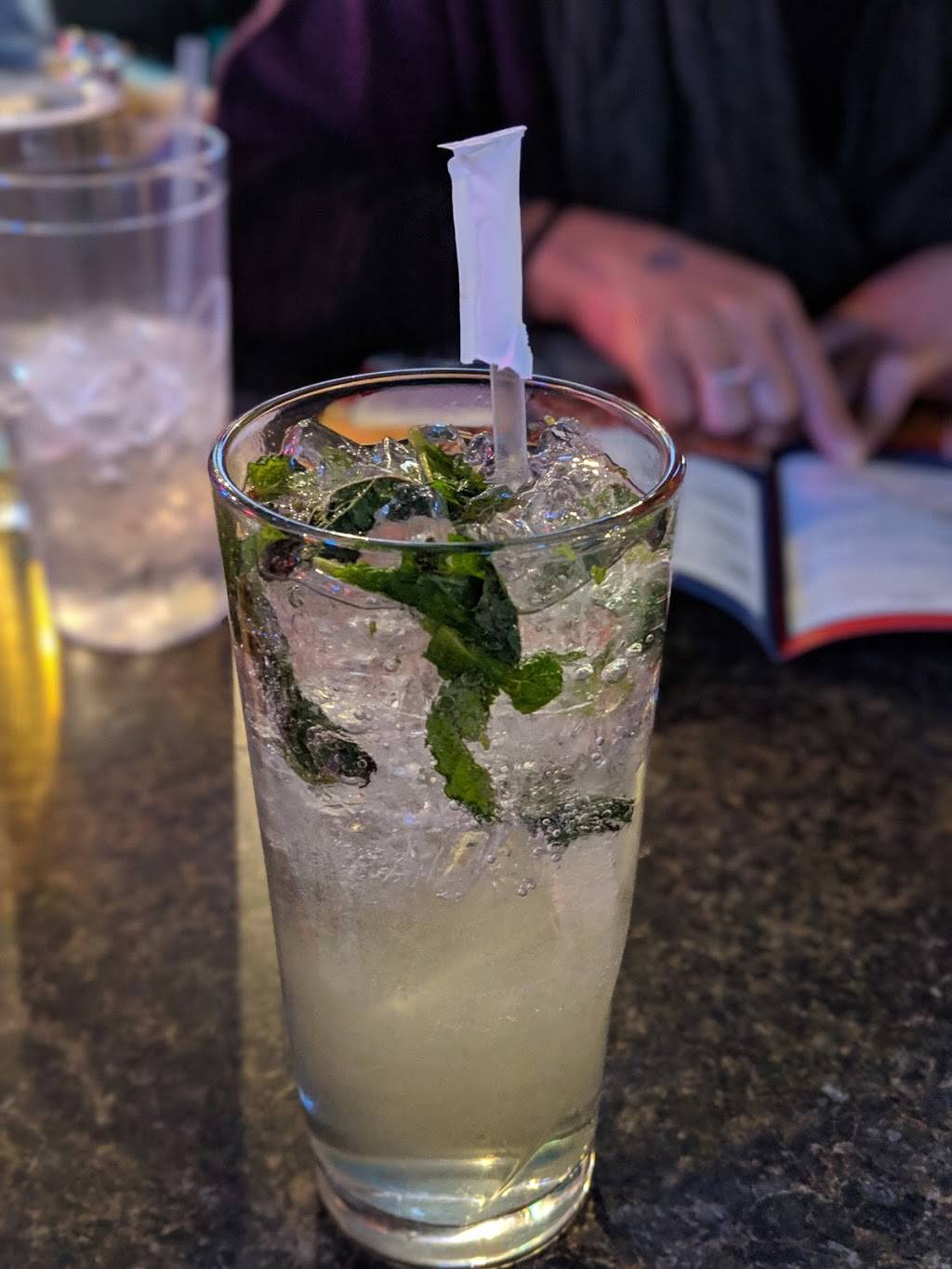 Heros Sports Grill | restaurant | 41 Washington St, Bangor, ME 04401, USA | 2079743033 OR +1 207-974-3033