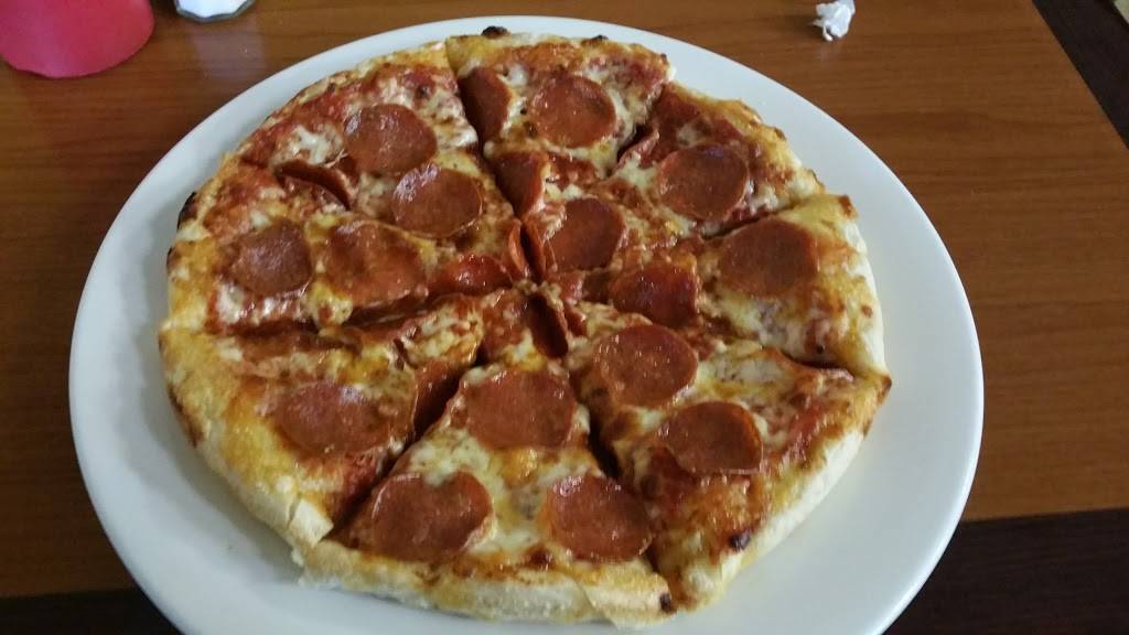 Athens Pizza | restaurant | 2920 Old Monroe Rd, Matthews, NC 28104, USA | 7048216350 OR +1 704-821-6350