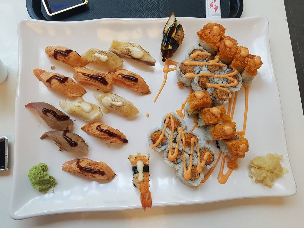 Aburi Sushi | restaurant | 301-7181 Yonge St, Vaughan, ON L3T 0C7, Canada | 6478883632 OR +1 647-888-3632