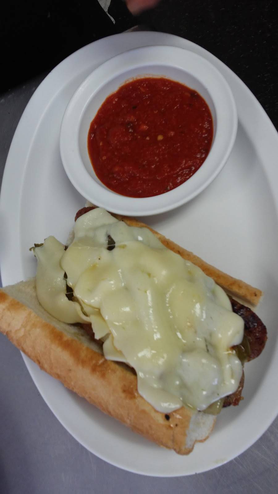 Debbies Diner | cafe | 112 E Merrit Island Causeway, Merritt Island, FL 32952, USA | 3214593209 OR +1 321-459-3209