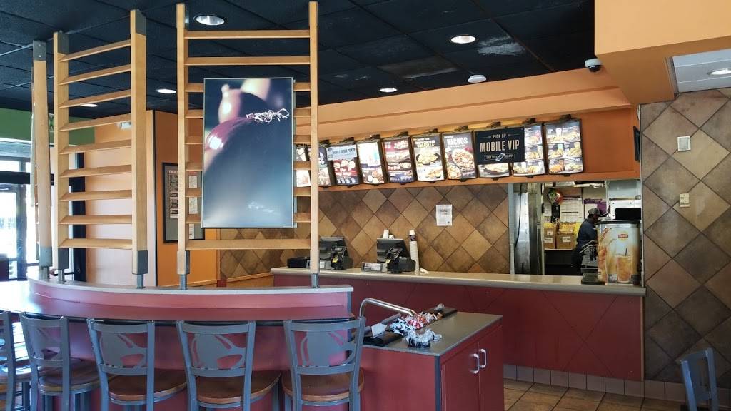 Taco Bell | meal takeaway | 8099 Edwin Raynor Blvd, Pasadena, MD 21122, USA | 4104373911 OR +1 410-437-3911