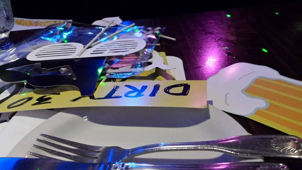 Ole Tapas Bar | restaurant | 2 Lafayette Ave, Suffern, NY 10901, USA | 8453683058 OR +1 845-368-3058