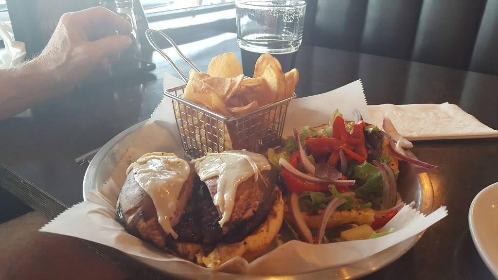 Cool Springs Brewery | restaurant | 600A Frazier Dr, Franklin, TN 37067, USA | 6155039626 OR +1 615-503-9626