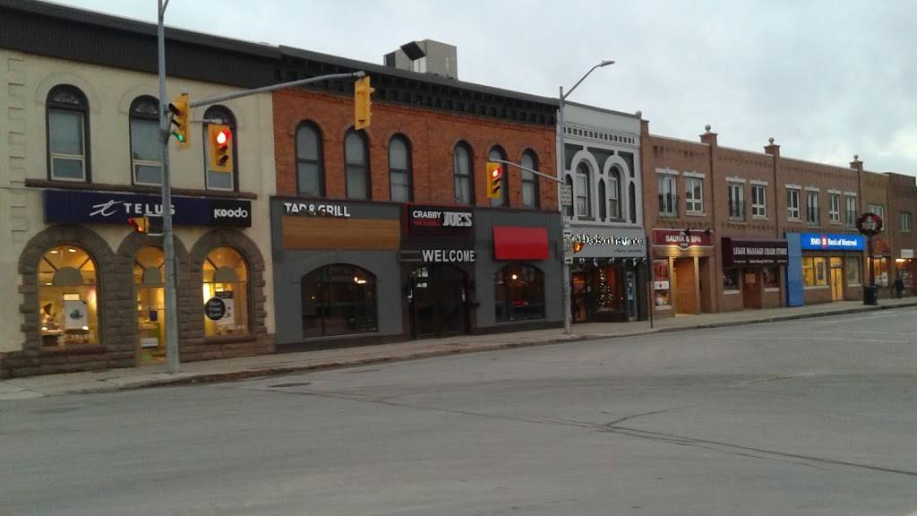 Crabby Joes Bar • Grill | restaurant | 110 Main St W, Listowel, ON N4W 1A1, Canada | 5192911010 OR +1 519-291-1010