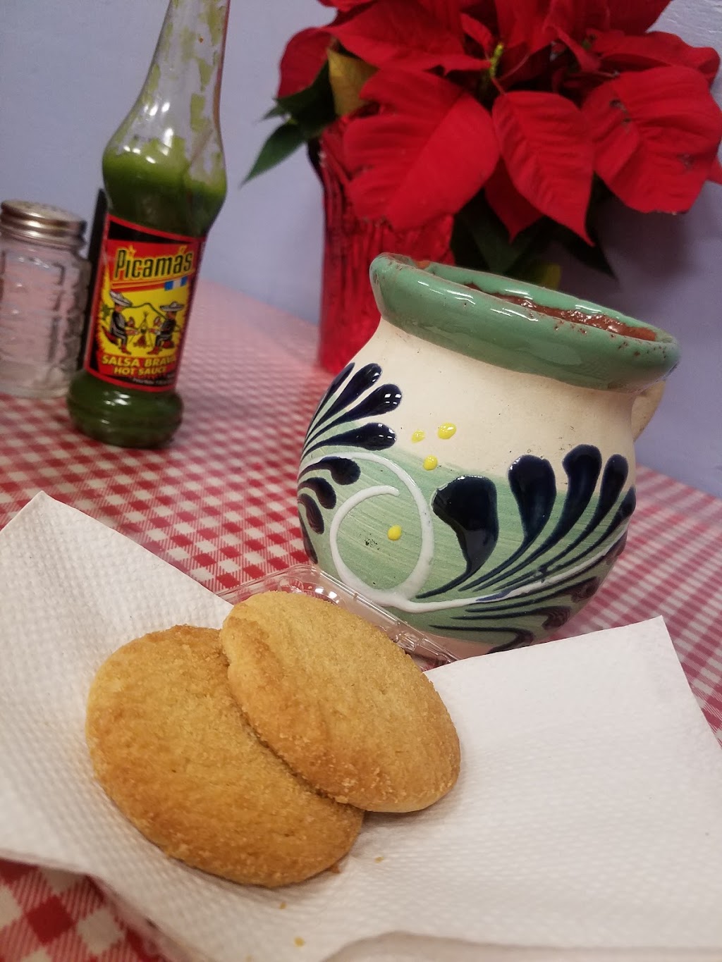 La Perlita Restaurant | restaurant | 1200 Clay St, Bowling Green, KY 42101, USA | 2709046090 OR +1 270-904-6090