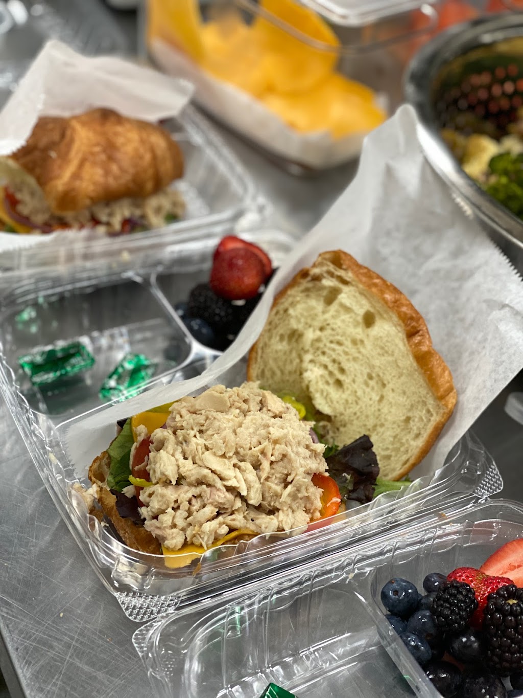 Sootys San Sal Sou | restaurant | 3600 Broadway Ave Suite #3, West Palm Beach, FL 33407, USA | 8003094763 OR +1 800-309-4763