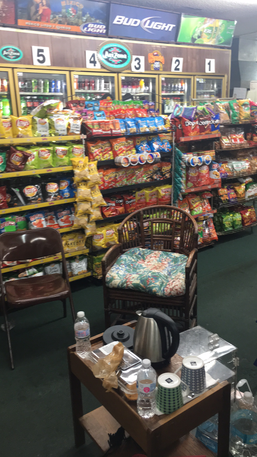 Lisas Market/ Sandwiches Shop / Check Cashing 1 % | restaurant | 600 E D St, Ontario, CA 91764, USA | 9099841191 OR +1 909-984-1191