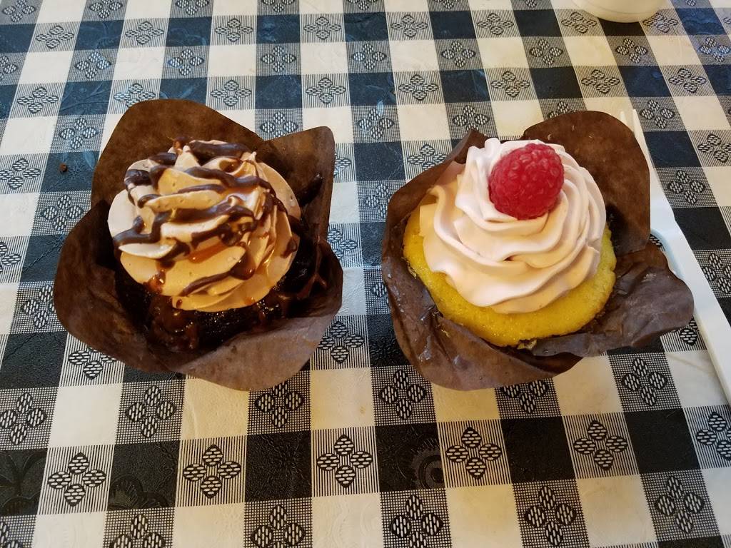 Beast and Bottle | restaurant | 106 S Market St, Waverly, OH 45690, USA | 7408358429 OR +1 740-835-8429