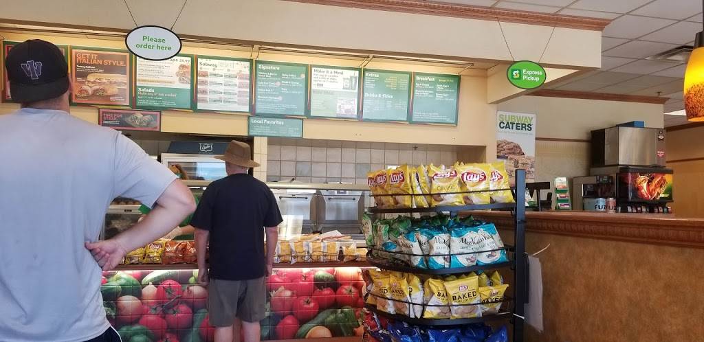 Subway | restaurant | 5313 Caroline Drive, High Ridge, MO 63049, USA | 6366770272 OR +1 636-677-0272