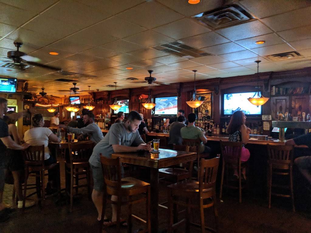 Village Well Pub | restaurant | 1023 SE 17th St, Fort Lauderdale, FL 33316, USA | 9545242531 OR +1 954-524-2531