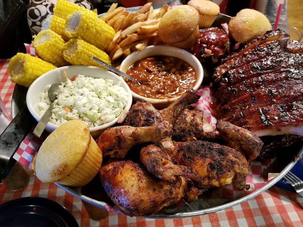 Famous Daves Bar-B-Que | restaurant | 26410 Great Northern Shop Center, North Olmsted, OH 44070, USA | 4407770200 OR +1 440-777-0200