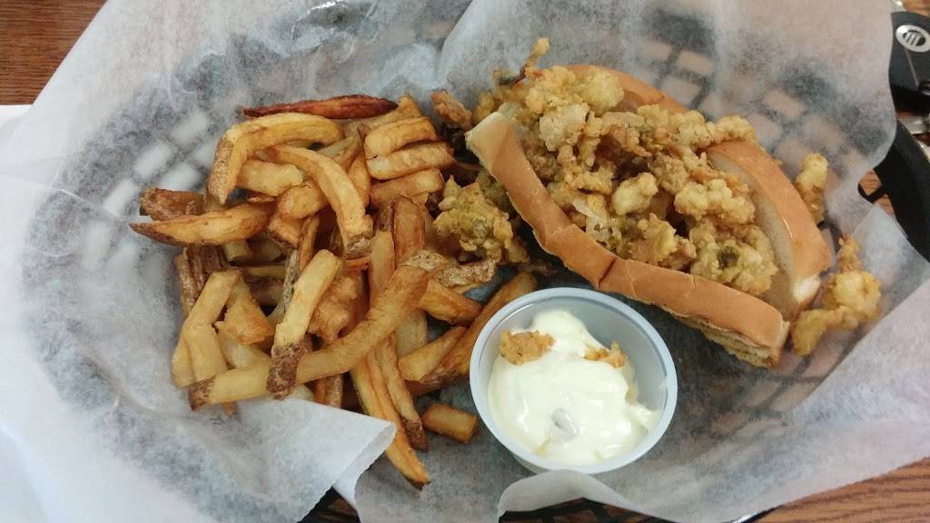 RJs Cafe / New England Seafood | restaurant | 17753 Toledo Blade Blvd, Port Charlotte, FL 33948, USA | 9412350005 OR +1 941-235-0005