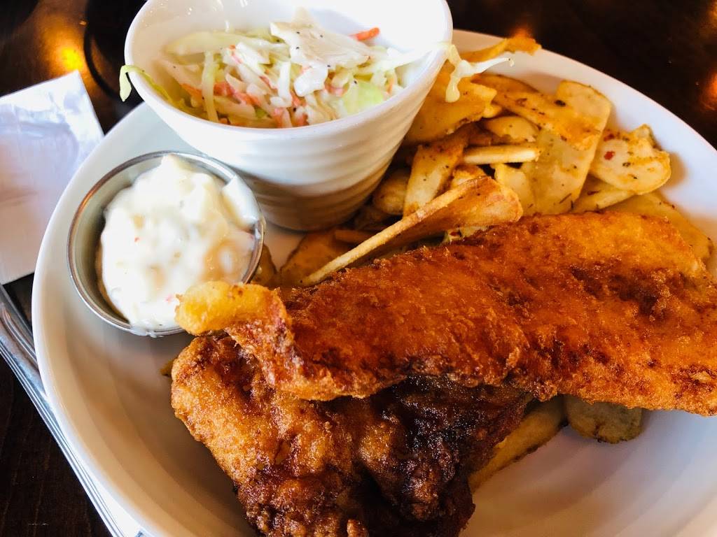 Moby Dick Brewing Co. | restaurant | 16 S Water St, New Bedford, MA 02740, USA | 7742026961 OR +1 774-202-6961