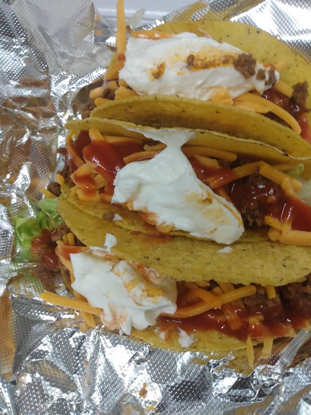 Sizzles Grill | meal takeaway | Inside the Erwin Market, 9252 Erwin Ave, Detroit, MI 48213, USA | 3133349056 OR +1 313-334-9056