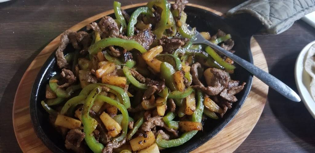 Los Cuates Mexican Restaurant | restaurant | 6429 E Washington St, Indianapolis, IN 46219, USA | 3172208997 OR +1 317-220-8997