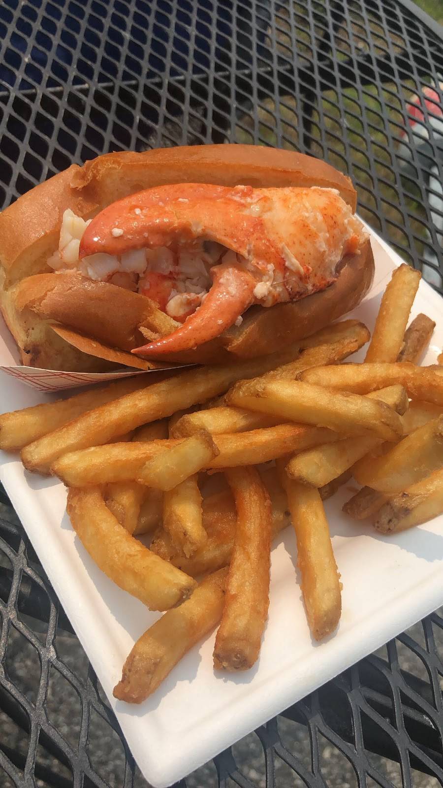 Estes Lobster House | restaurant | 1906 Harpswell Neck Rd, Harpswell, ME 04079, USA | 2078336340 OR +1 207-833-6340