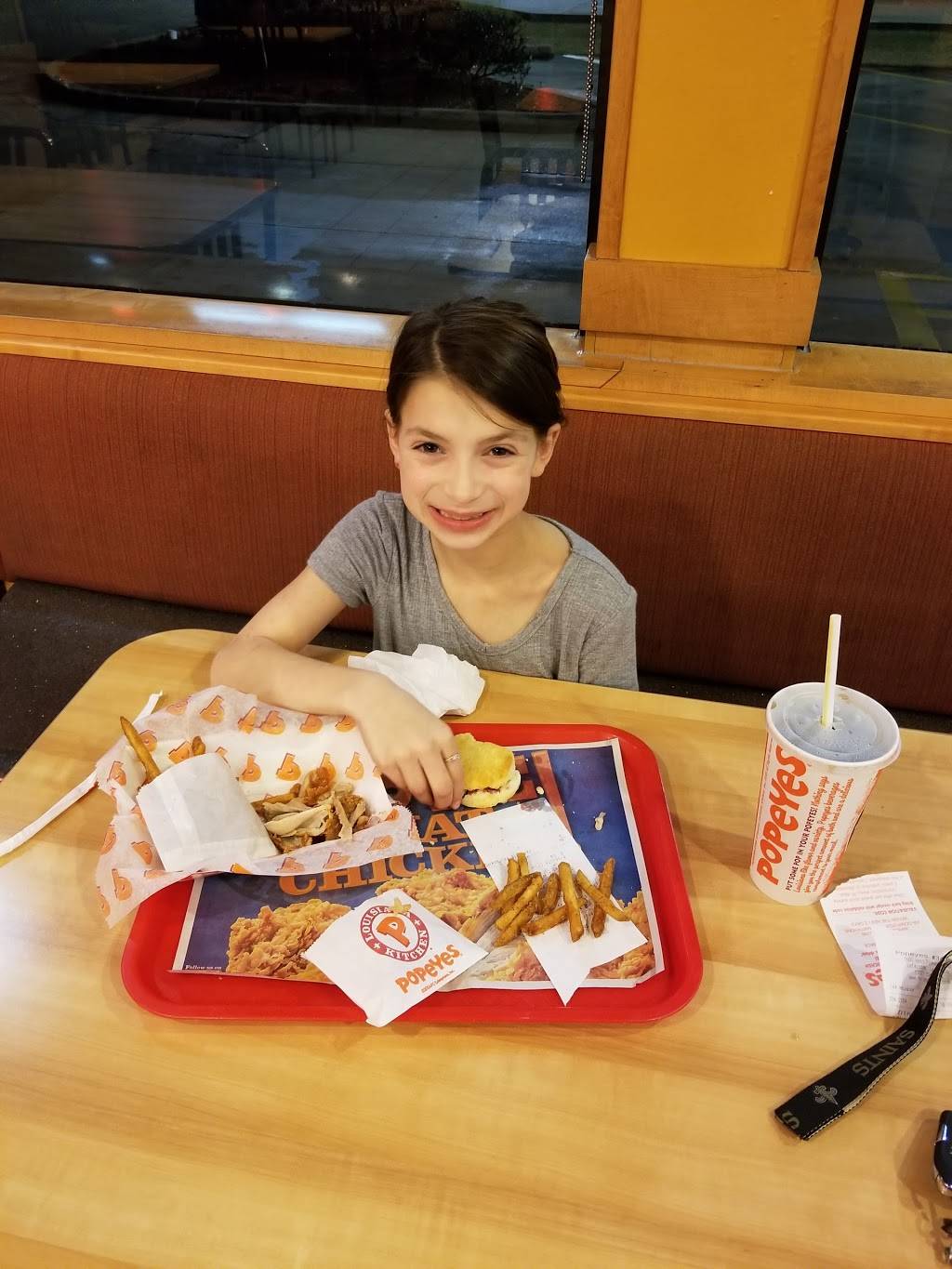Popeyes Louisiana Kitchen | restaurant | 3500 W Pinhook Rd, Lafayette, LA 70508, USA | 3375042331 OR +1 337-504-2331