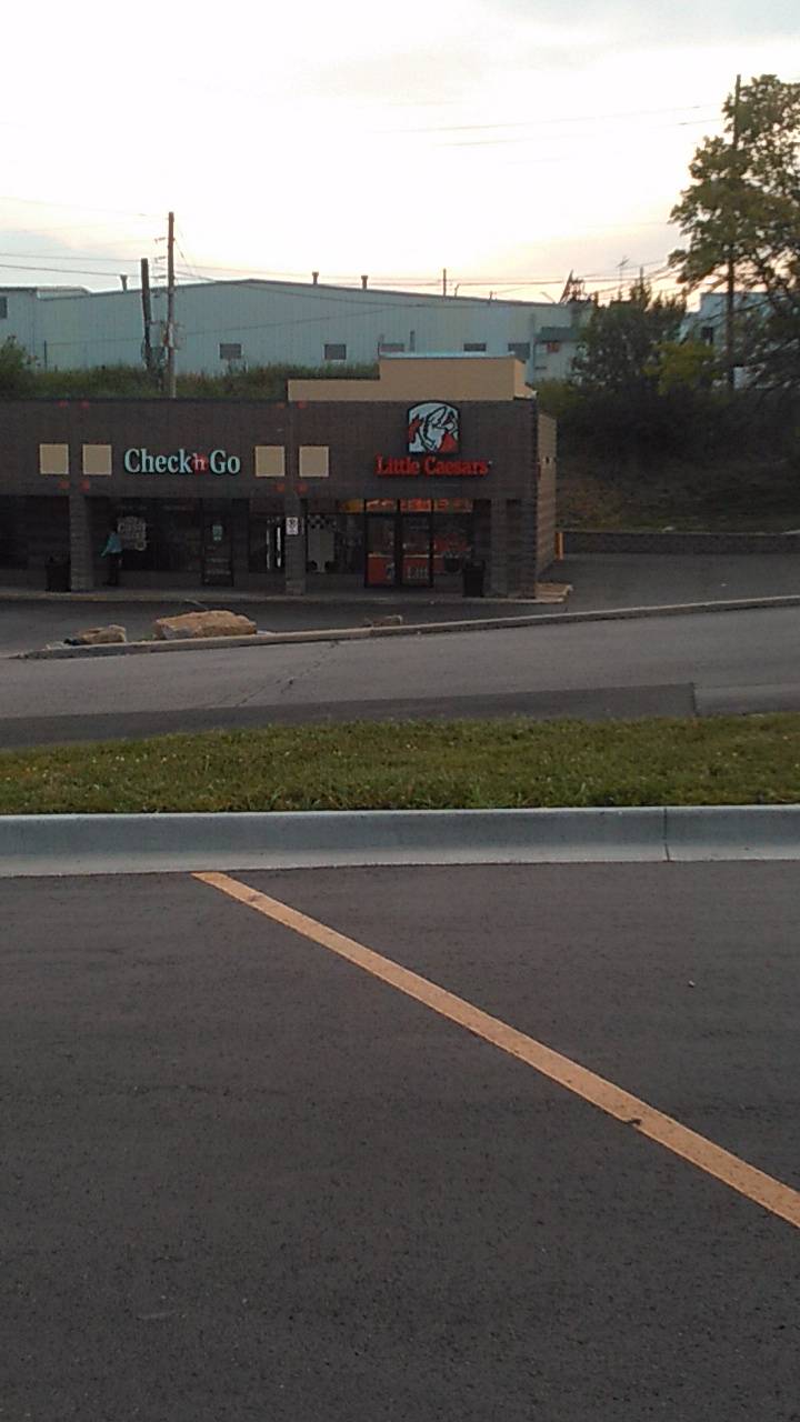 Little Caesars Pizza | meal takeaway | 7569 State Ave, Kansas City, KS 66112, USA | 9137889334 OR +1 913-788-9334