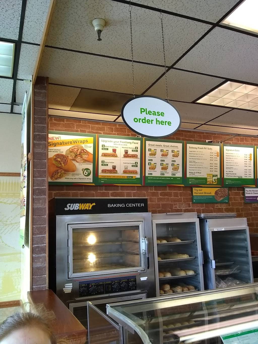 Subway | meal takeaway | 1006 N Springbrook Rd, Newberg, OR 97132, USA | 5035388740 OR +1 503-538-8740