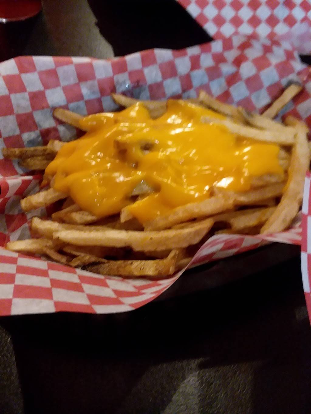 Katies Korner Howland | restaurant | 1913 Niles Cortland Rd NE, Warren, OH 44484, USA | 3308563360 OR +1 330-856-3360