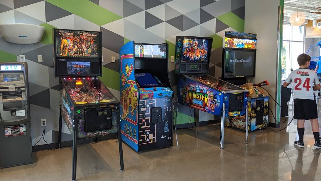 Drive Shack | restaurant | 1647 Four Rings Drive, Richmond, VA 23233, USA | 8047293778 OR +1 804-729-3778