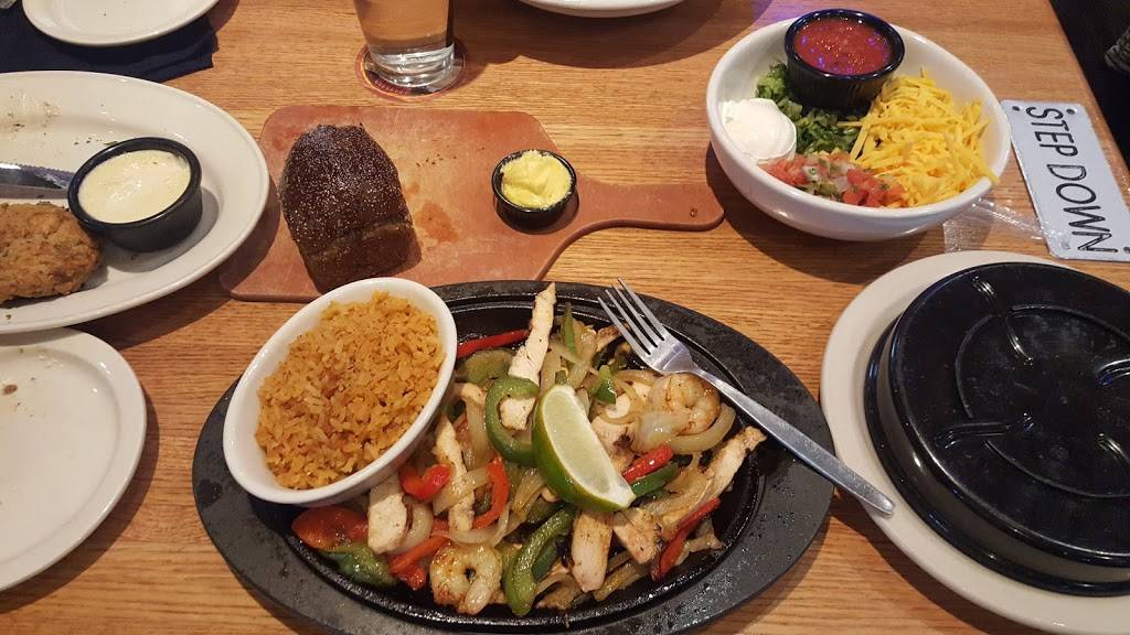 54th Street Grill & Bar | restaurant | 18700 E 38th Terrace S, Independence, MO 64057, USA | 8167957077 OR +1 816-795-7077