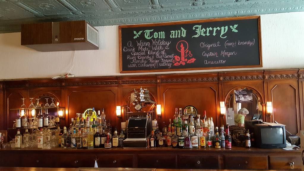 Crystal Restaurant | restaurant | 87 Public Square, Watertown, NY 13601, USA | 3157829938 OR +1 315-782-9938