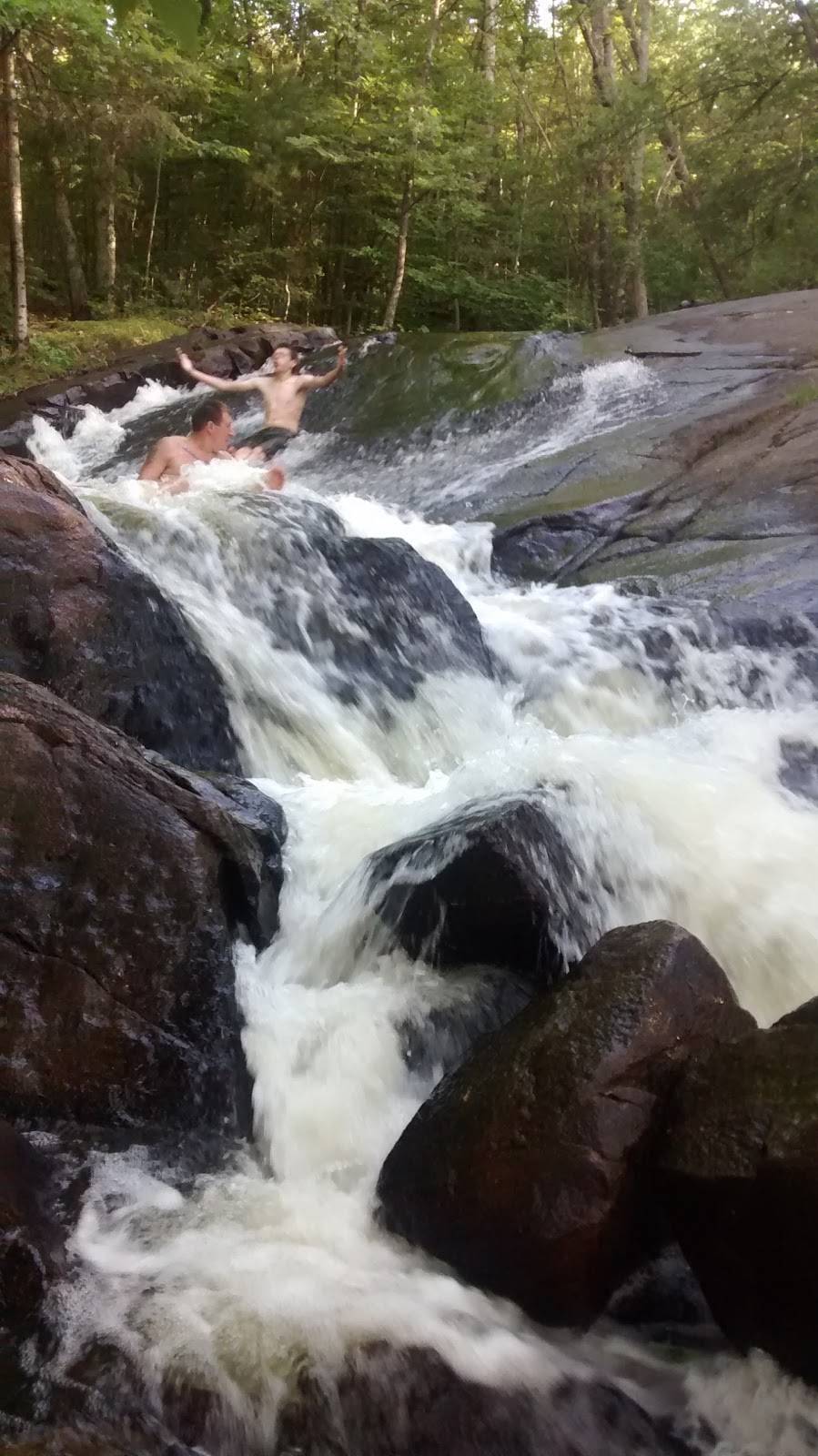 Chute Inn Family Restaurant | restaurant | 12550 WI-32, Suring, WI 54174, USA | 7152766266 OR +1 715-276-6266