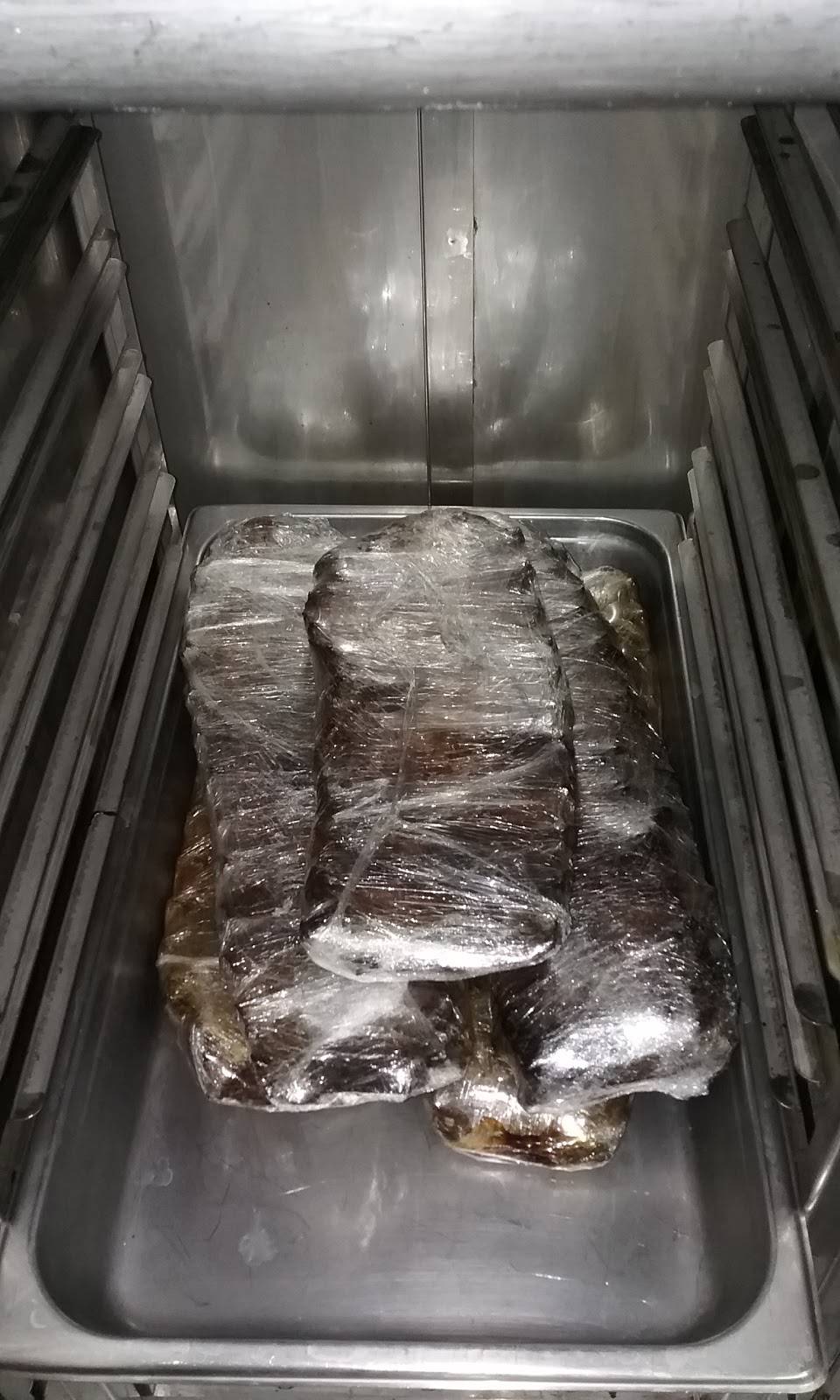 Tons Of Fun BBQ | restaurant | 337 S Dalton St, Bartlett, TX 76511, USA | 2542737037 OR +1 254-273-7037