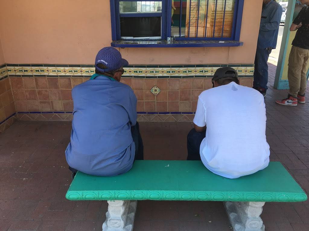 Acapulco Tacos & Burritos | restaurant | 840 San Mateo Blvd SE, Albuquerque, NM 87108, USA | 5052689865 OR +1 505-268-9865