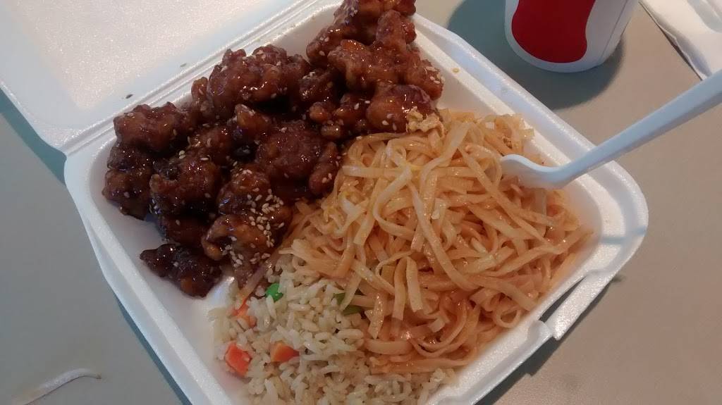 Thai Go | restaurant | 3000 184th St SW #846, Lynnwood, WA 98037, USA | 4257751345 OR +1 425-775-1345