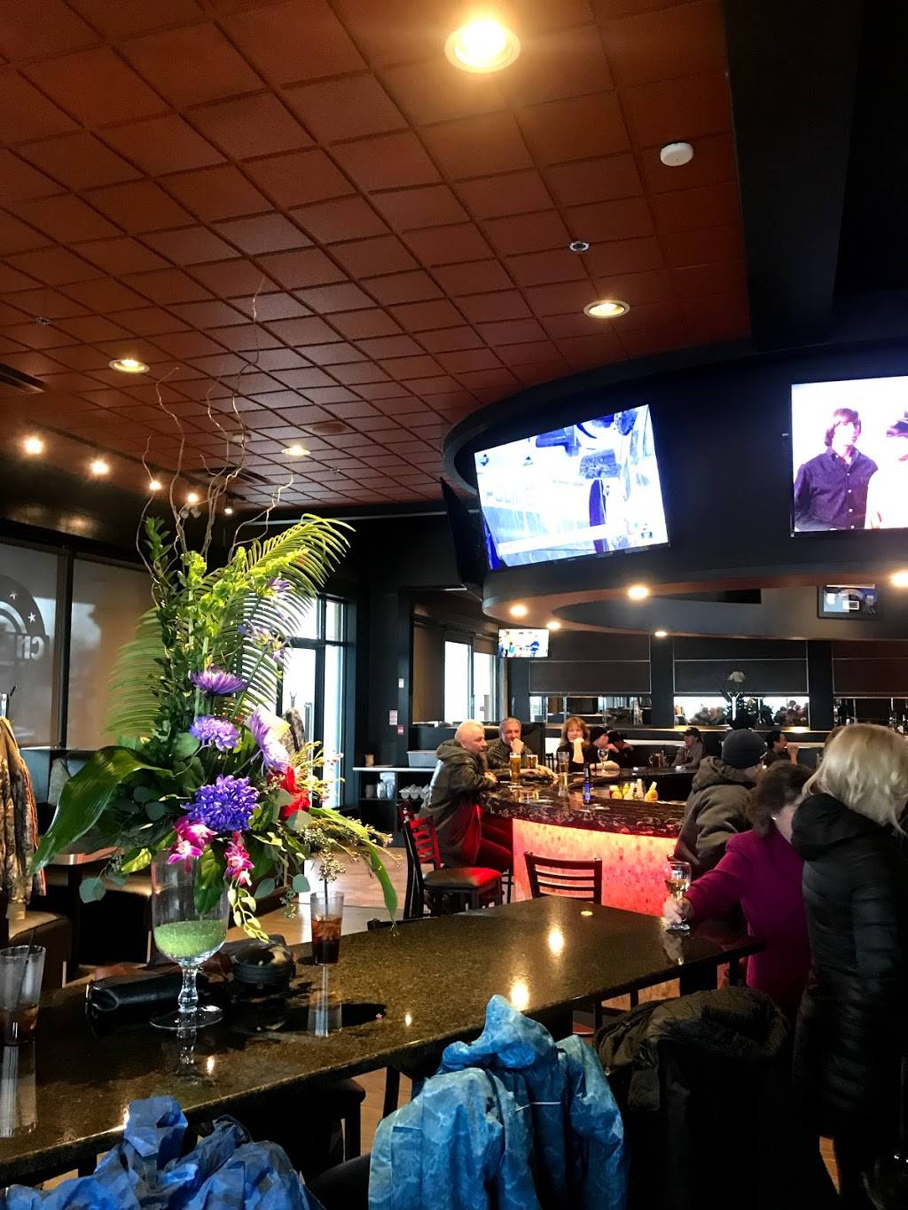 Chicago Pub & Billards | restaurant | 1 Hespeler Rd, Cambridge, ON N1R 8L4, Canada | 5196212222 OR +1 519-621-2222