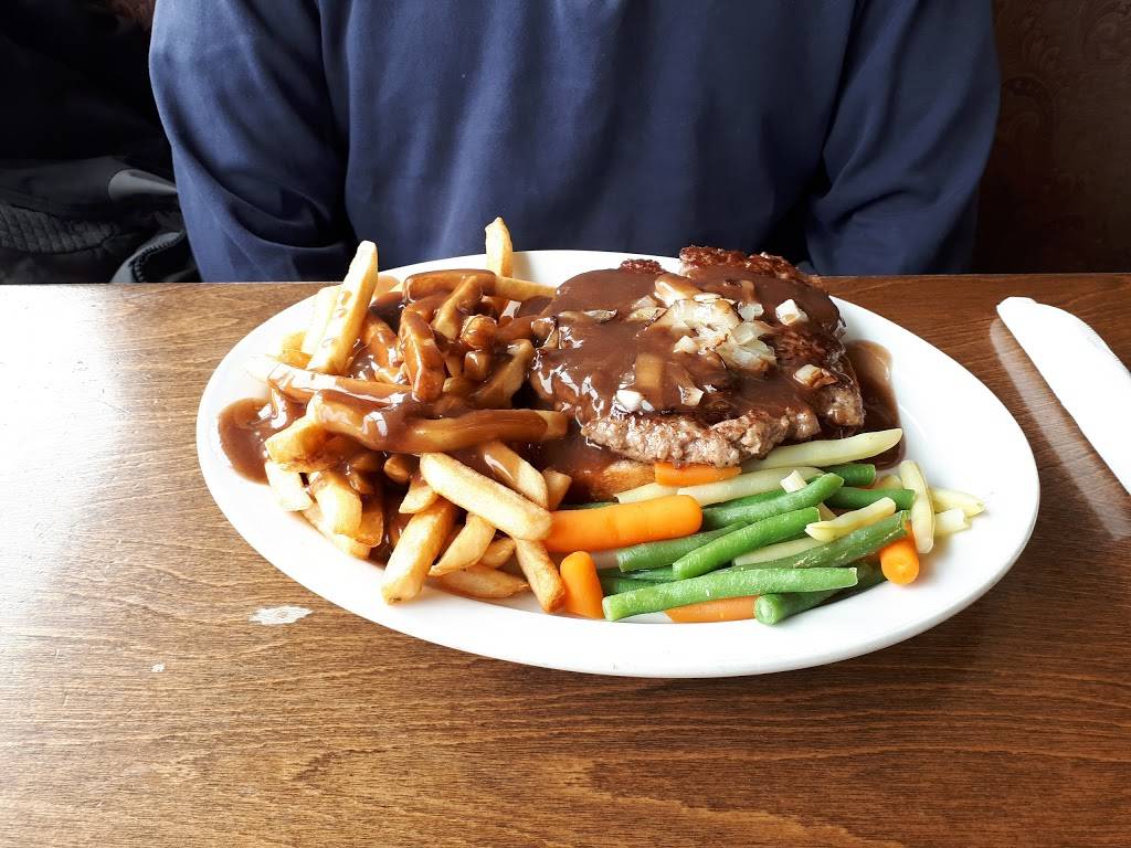 Queensway Restaurant | restaurant | 685 The Queensway, Peterborough, ON K9J 7J6, Canada | 7057485544 OR +1 705-748-5544