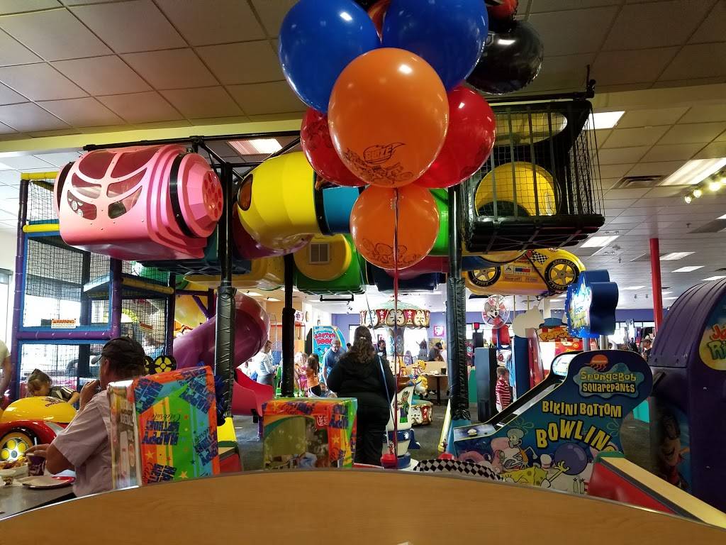 Chuck E. Cheese | restaurant | 8225 Kingston Pike, Knoxville, TN 37919, USA | 8656708586 OR +1 865-670-8586