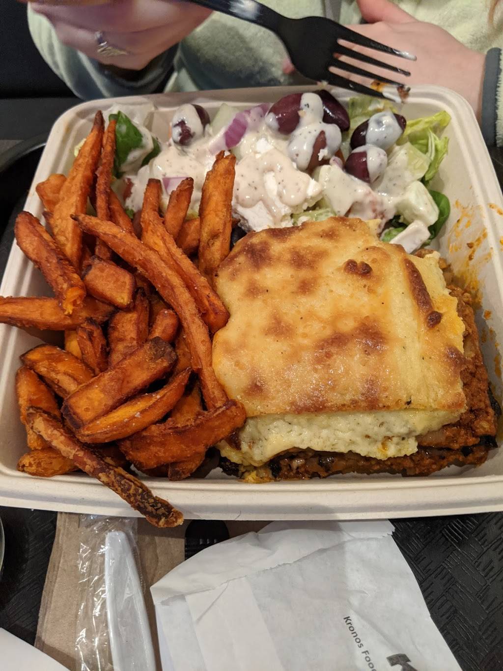 Grape Leaf Mediterranean Grille | restaurant | 6 Lincoln St, Newton, MA 02461, USA | 6175275366 OR +1 617-527-5366