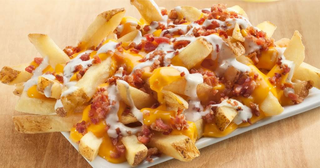 Charleys Philly Steaks | restaurant | 210 Andover St Unit E108, Peabody, MA 01960, USA | 9785304468 OR +1 978-530-4468