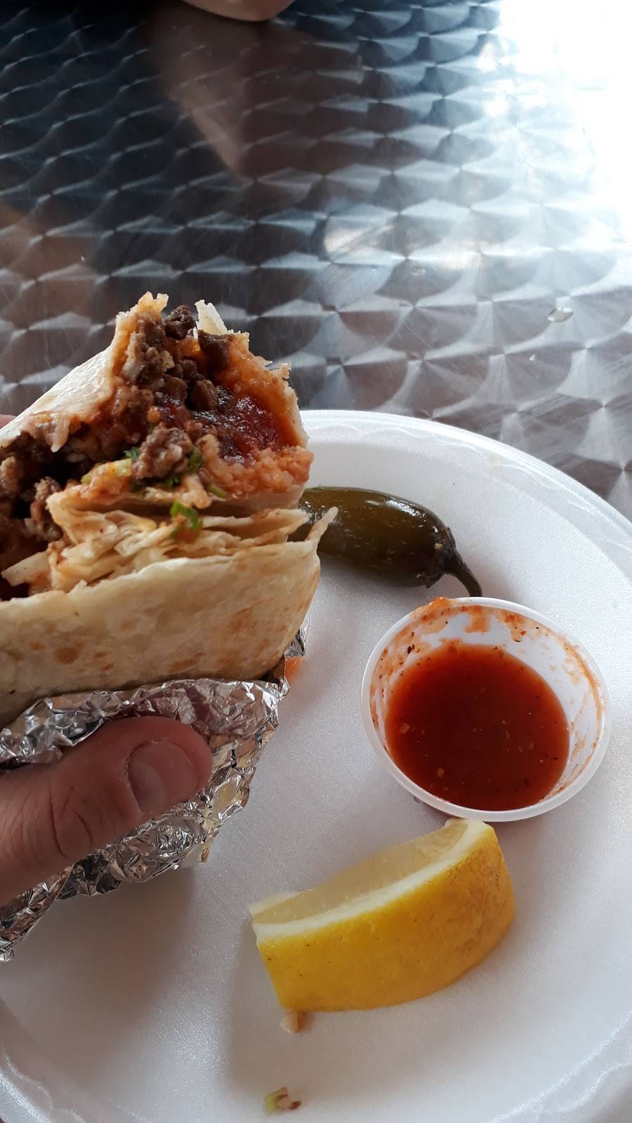 Taqueria Gudino | restaurant | 670 Richgrove Dr, Richgrove, CA 93261, USA | 6617252500 OR +1 661-725-2500