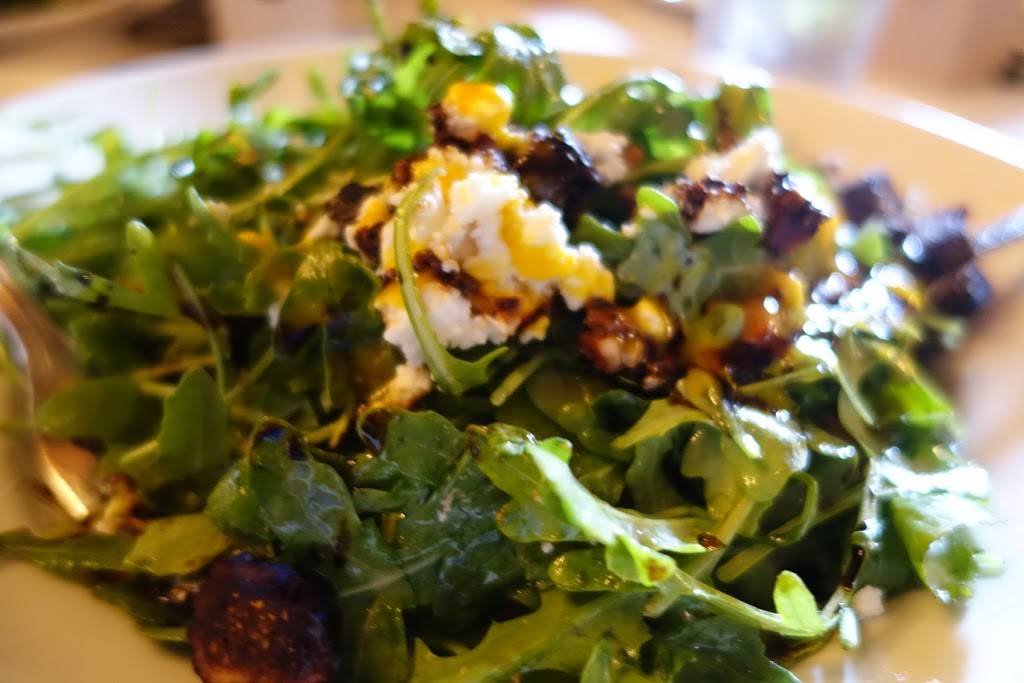 Zias Lago Vista | restaurant | 3819 N Ashland Ave, Chicago, IL 60613, USA | 7738830808 OR +1 773-883-0808