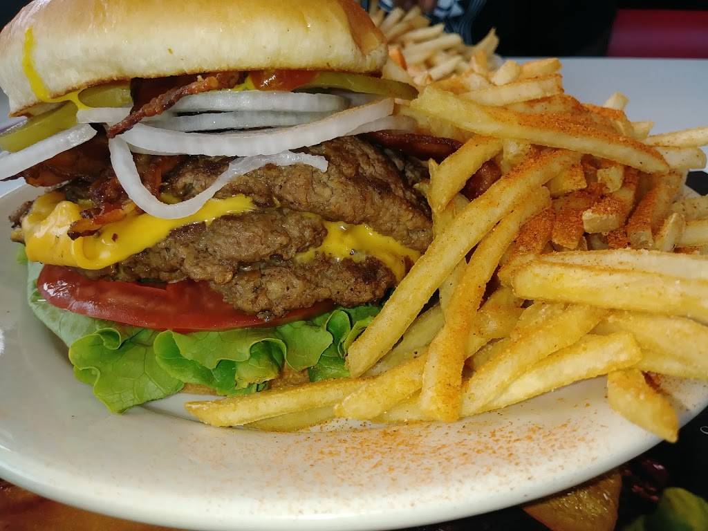 Steak n Shake | restaurant | 3810 W Washington St, Indianapolis, IN 46241, USA | 3172410483 OR +1 317-241-0483