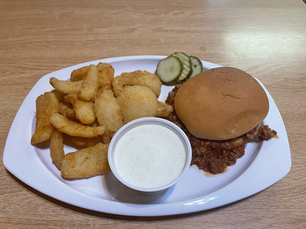 Curleys Que Diner | restaurant | 207 W Main St, Newcastle, WY 82701, USA | 3077462905 OR +1 307-746-2905