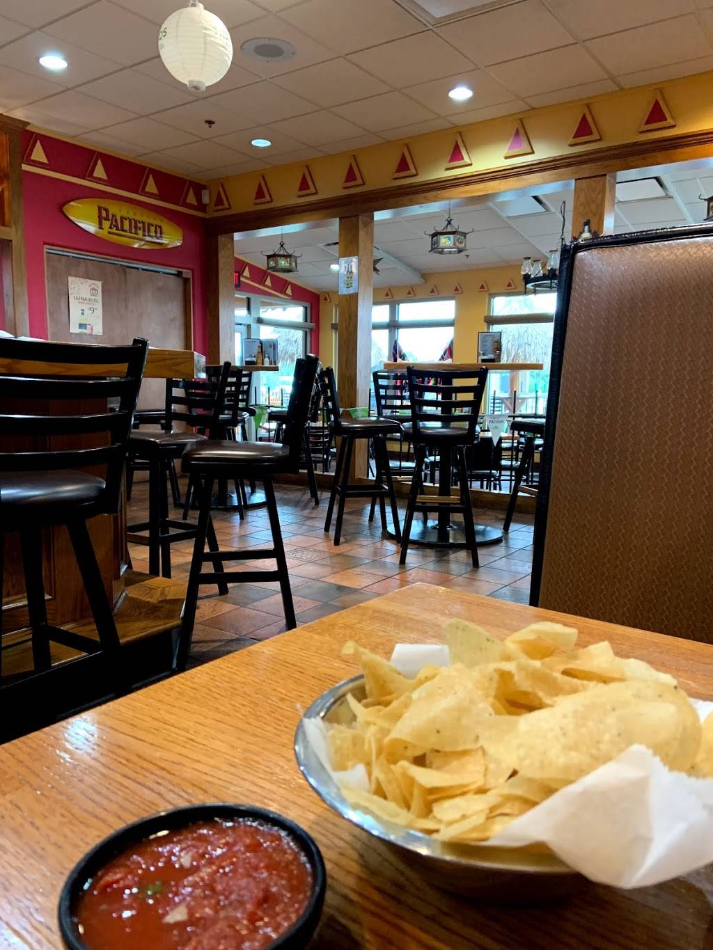Fronteras Mexican Restaurant and Cantina | restaurant | 175 N Moonlight Rd, Gardner, KS 66030, USA | 9138842303 OR +1 913-884-2303