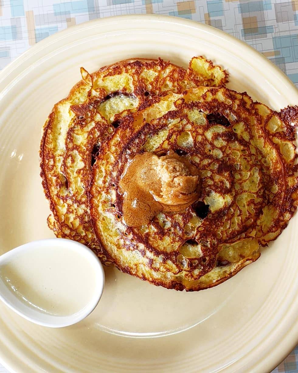 Cracked: An A.M. Addiction | restaurant | 17933 Haggerty Rd, Livonia, MI 48152, USA | 2483081460 OR +1 248-308-1460