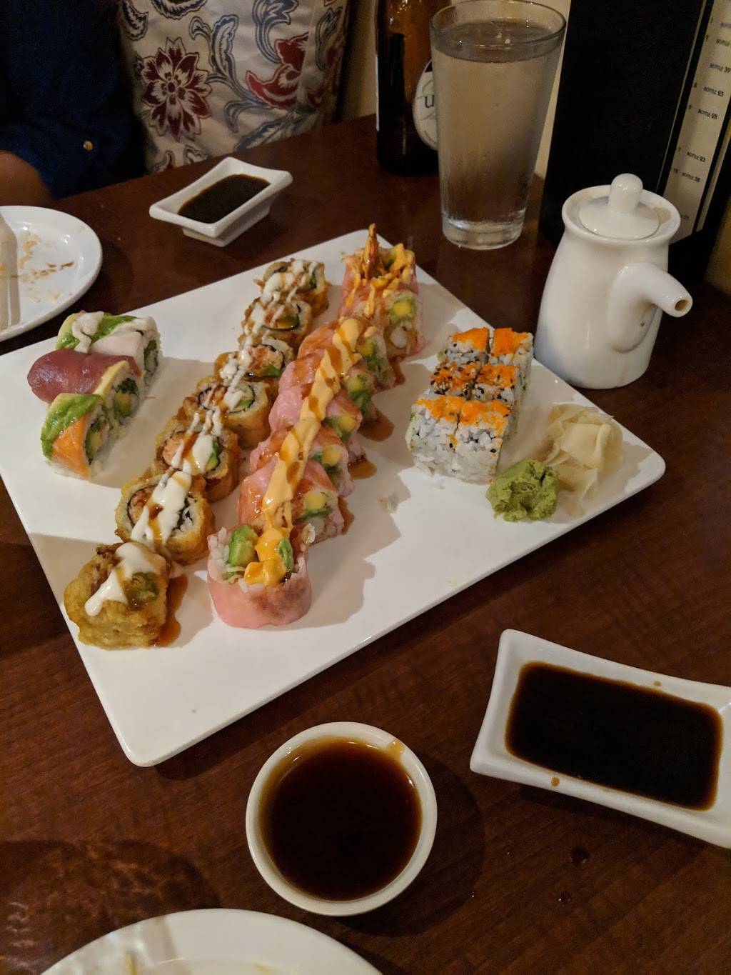 Sakana Sushi Restaurant | restaurant | 2908 W Gandy Blvd, Tampa, FL 33611, USA | 8138378744 OR +1 813-837-8744