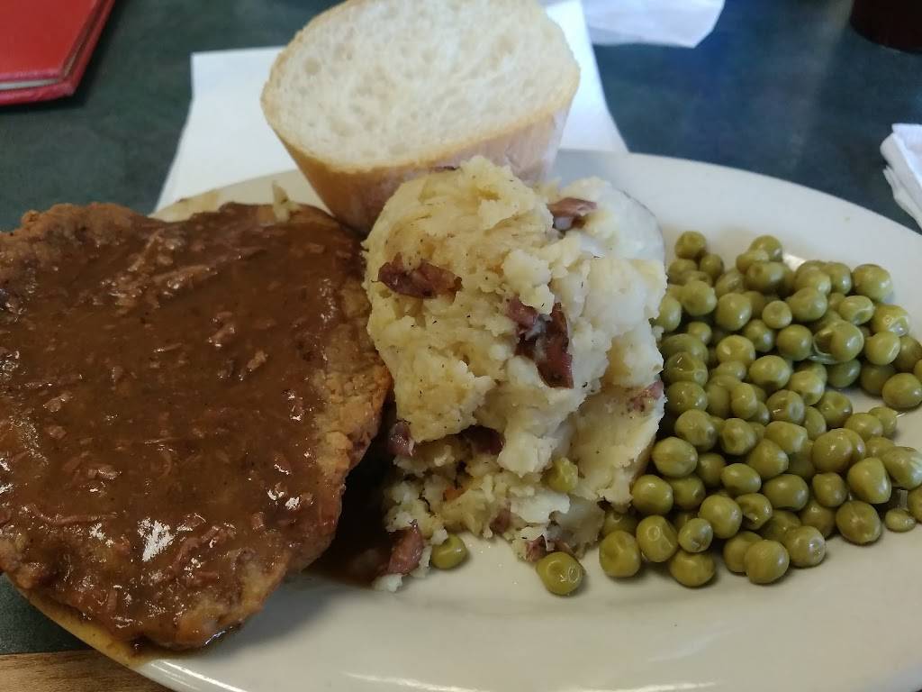 Mr Poor Boy Restaurant | restaurant | 10202 Jefferson Hwy, River Ridge, LA 70123, USA | 5047371170 OR +1 504-737-1170