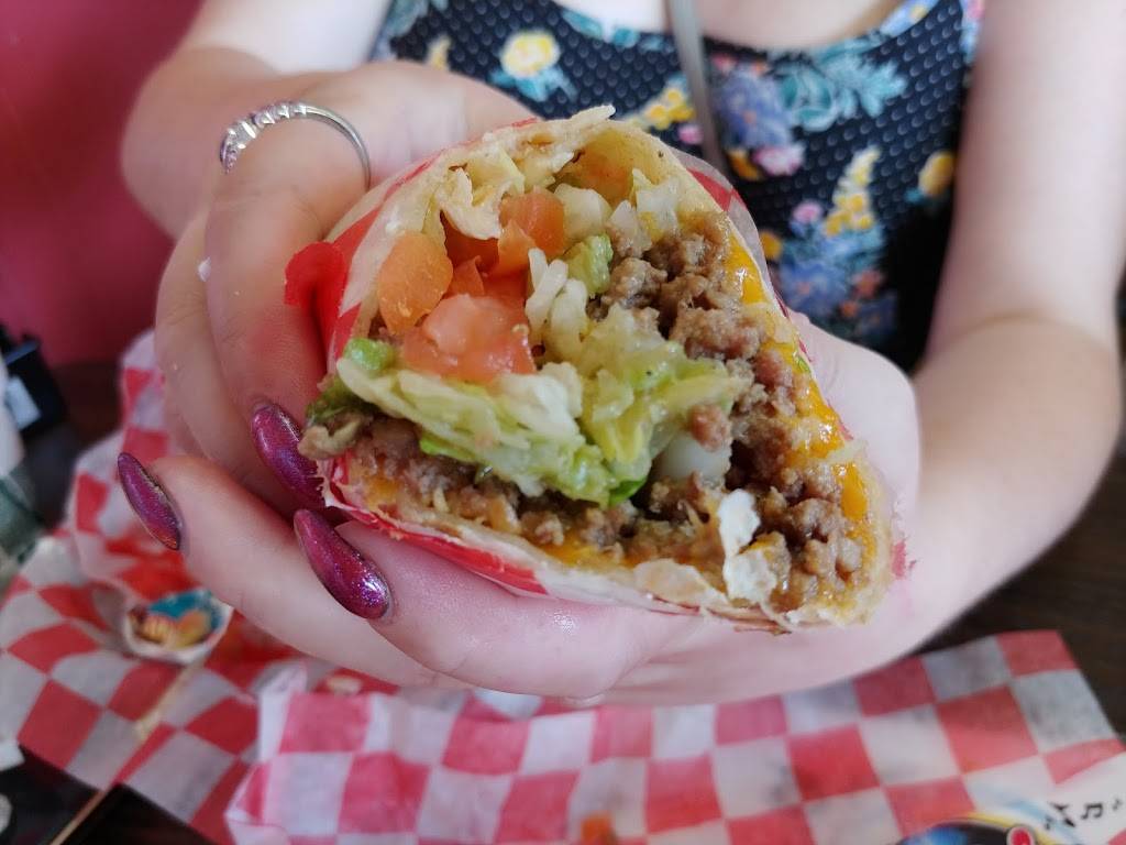 50s Drive-In Inc. | restaurant | 8510 M-140, South Haven, MI 49090, USA | 2696371954 OR +1 269-637-1954