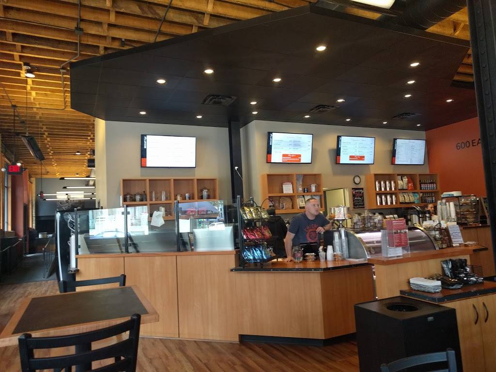 600 East Cafe | cafe | 600 E Wisconsin Ave, Milwaukee, WI 53202, USA | 8446003278 OR +1 844-600-3278