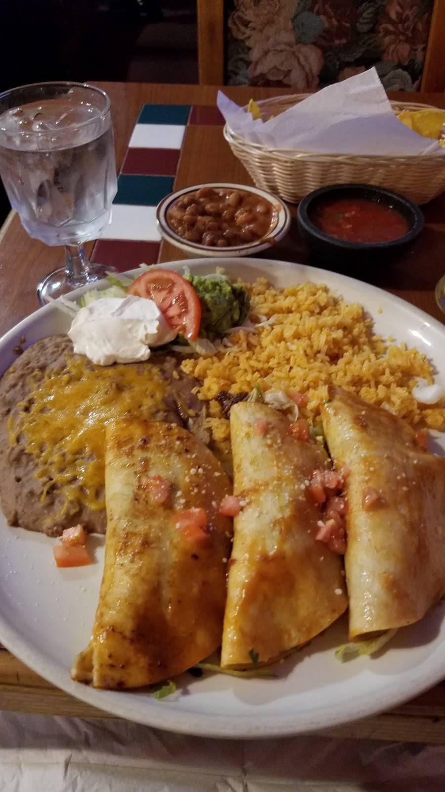 Plaza Jalisco | restaurant | 400 W Main St, Kelso, WA 98626, USA | 3604257476 OR +1 360-425-7476