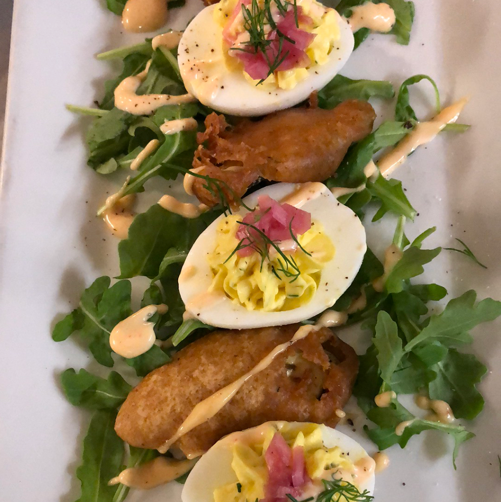 Friends & Company Restaurant | meal takeaway | 11 Boston Post Rd, Madison, CT 06443, USA | 2032450462 OR +1 203-245-0462